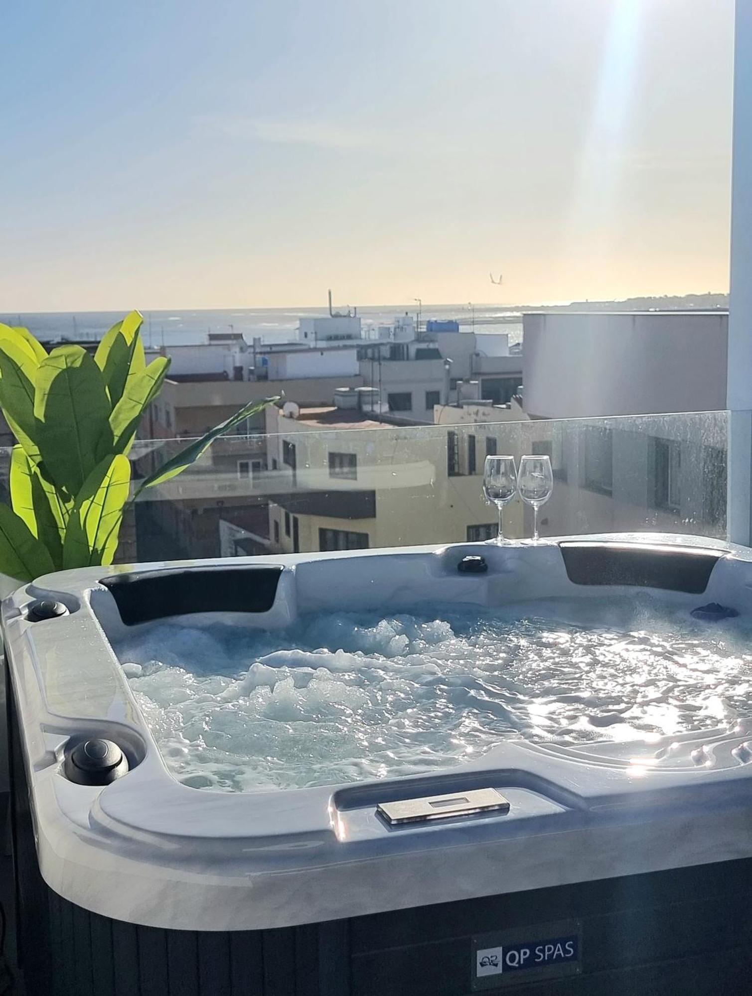 شقة Luxury Penthouse Valentin With Jacuzzi كوراليهو المظهر الخارجي الصورة
